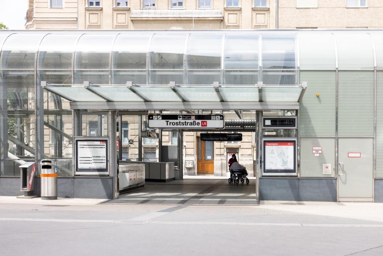 Studio Vienna Central Station Esterno foto